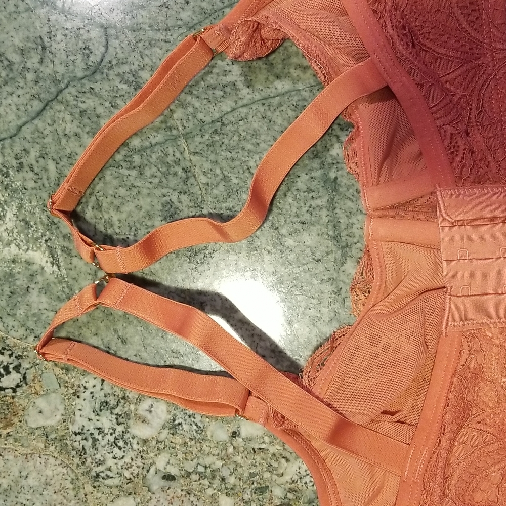 LIVELY Unlined Lace Bra - Picture 13 of 15